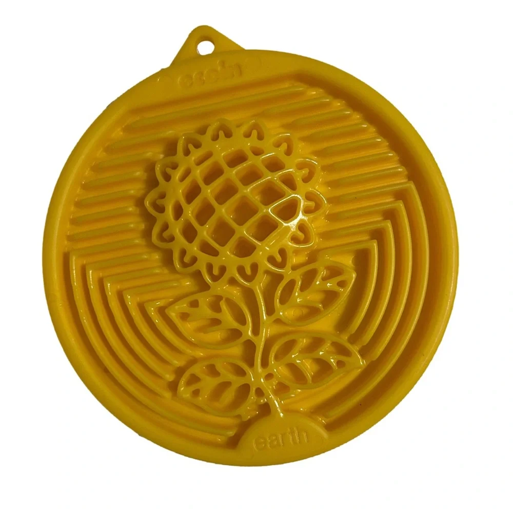 SodaPup Sunflower Ecoin Nylon Lick Mat – Durable Slow Feeder for Super Chewers